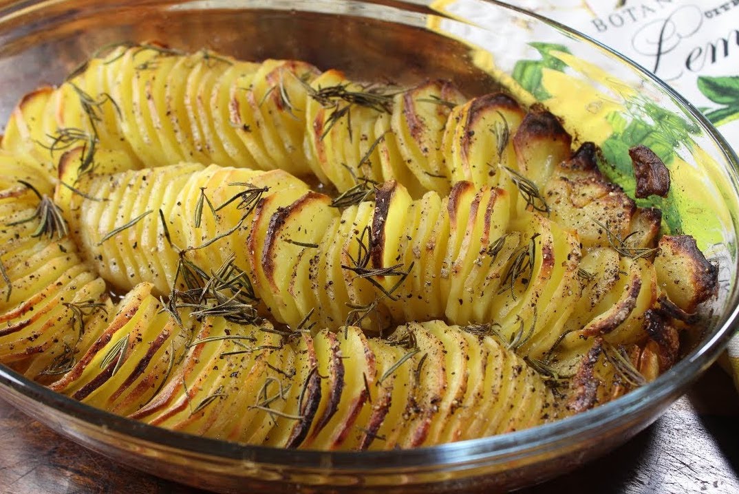 Accordion Layered Roasted Potatoes with Rosemary